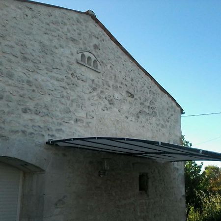 Gite Climatise *** Le Pigeonnier Pons Exterior foto